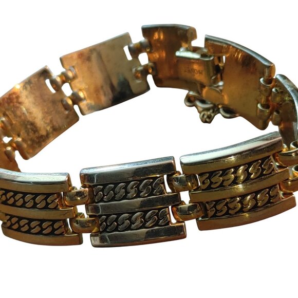 Vintage Monet Gold Tone Chain Link Hinged Bracelet Safety Chain Large - Picture 6 of 7